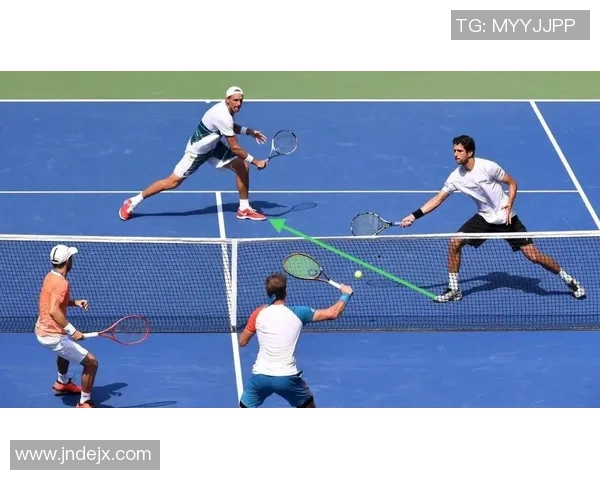 广州网球队与上海网球队赛后战术分析与复盘探讨